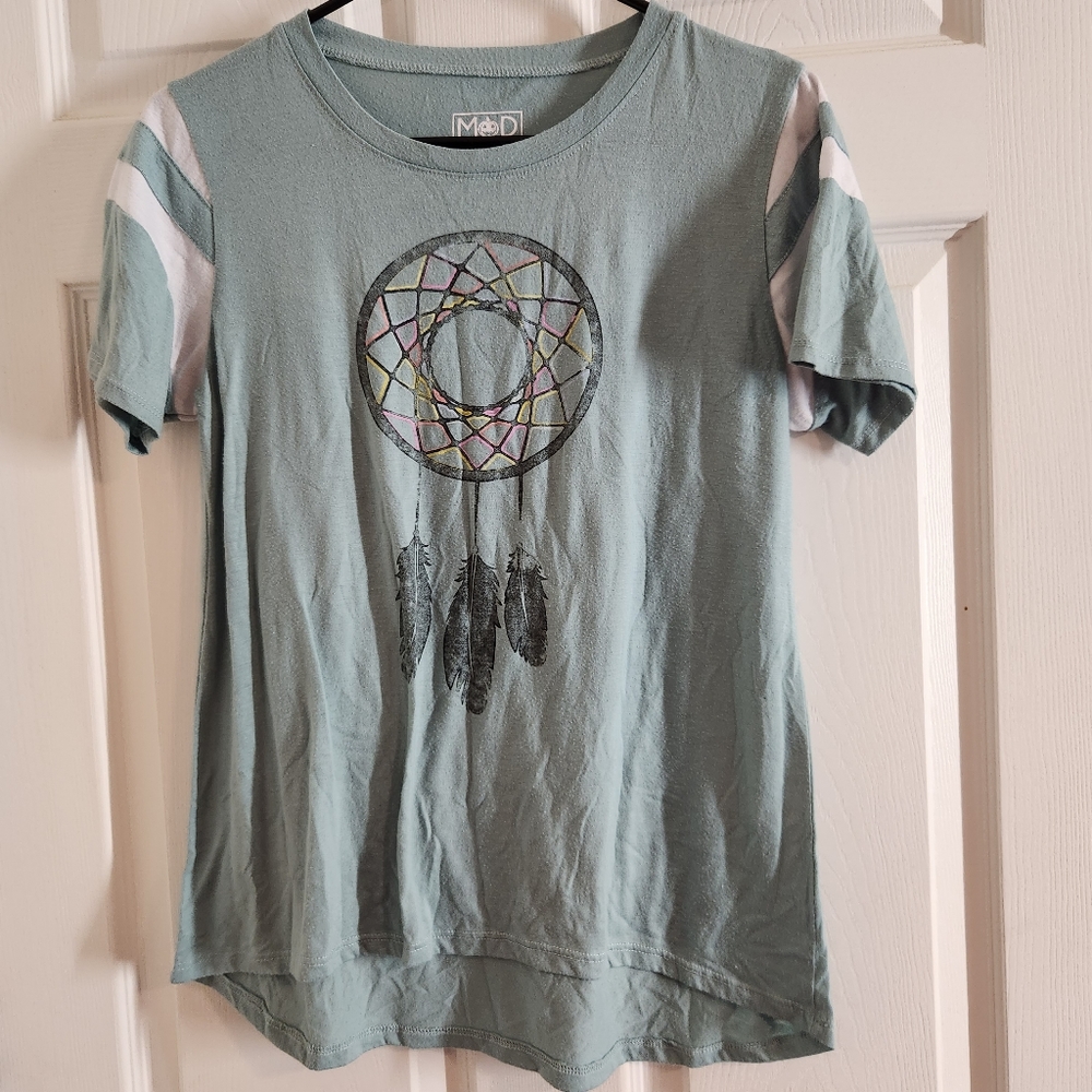 Modern Luz shirt